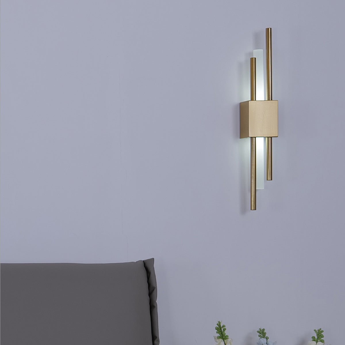 Glitch • Gold 6000K • Battery • 2 Pack - Warehouse Sale - Sconce - Haus of Interiors